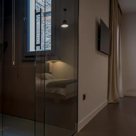 Hotel Welldone Quality - Crystal Pool Sevilha