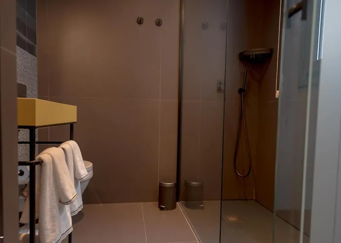 Hotel Welldone Quality - Crystal Pool