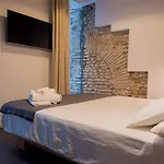 Hotel Welldone Quality - Crystal Pool