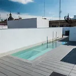 Welldone Quality - Crystal Pool 2* Seville