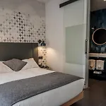 Hotel Welldone Quality - Crystal Pool